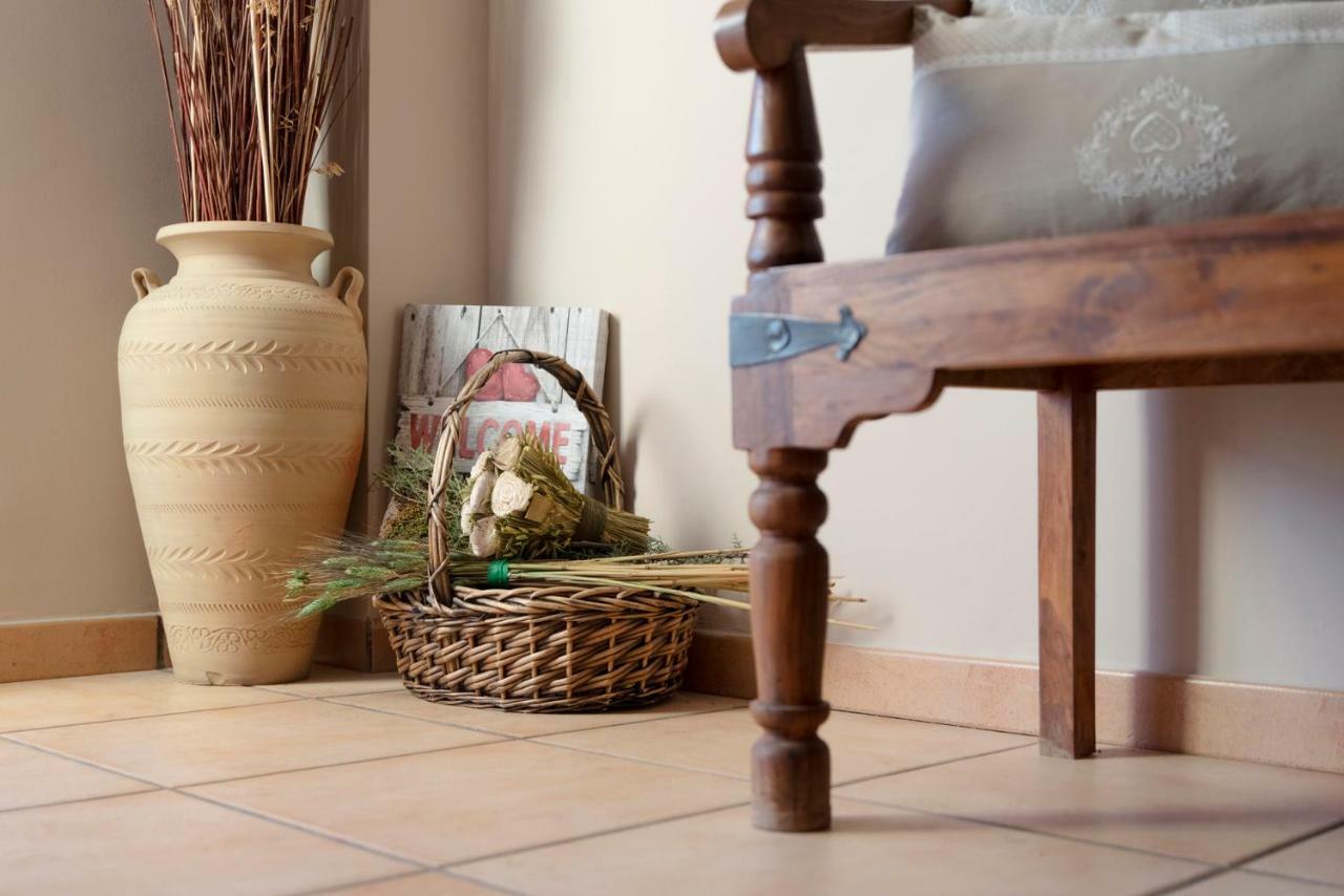 Casa Rural El Sauce. A 2,5 Km De Cuenca Capital Nohales エクステリア 写真