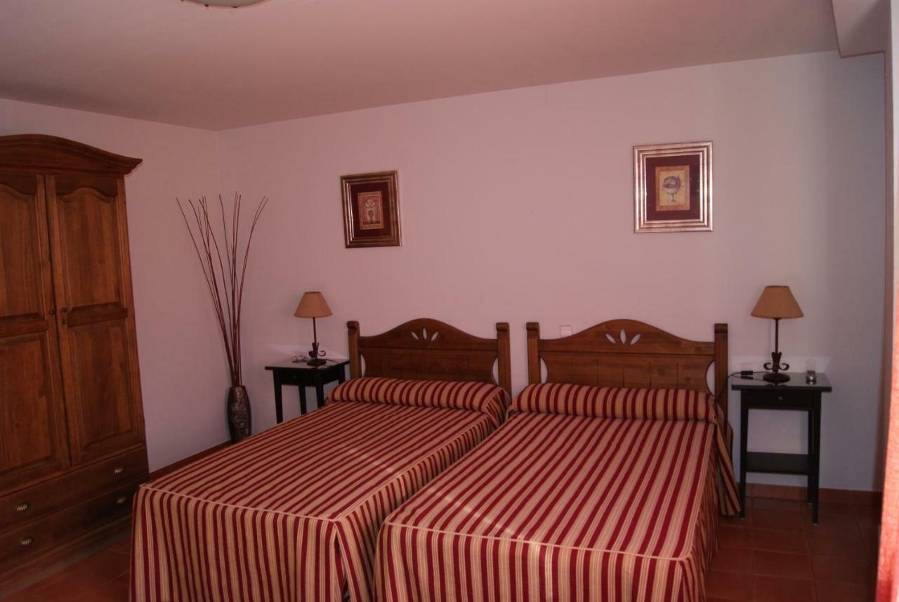 Casa Rural El Sauce. A 2,5 Km De Cuenca Capital Nohales エクステリア 写真