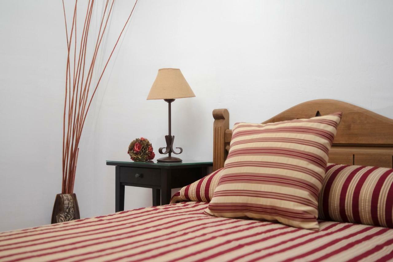 Casa Rural El Sauce. A 2,5 Km De Cuenca Capital Nohales エクステリア 写真